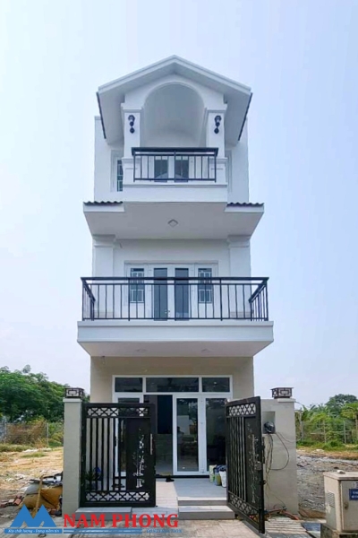 Thi công xây dựng nhà phố 3 tầng 4m x 16m Anh Tuấn, Long An.